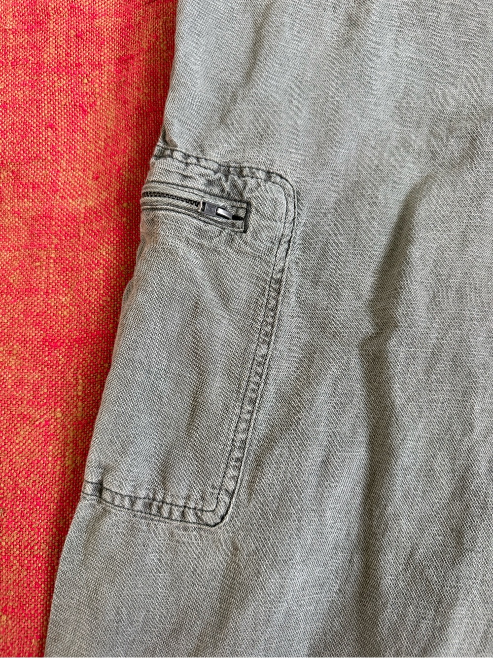 Nicole Miller Olive Green Linen Blend Women’s Belted Cargo Pants, size L, EUC! - Picture 5 of 12